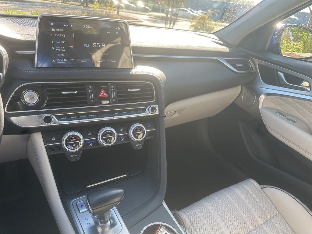 used 2019 Genesis G70 car