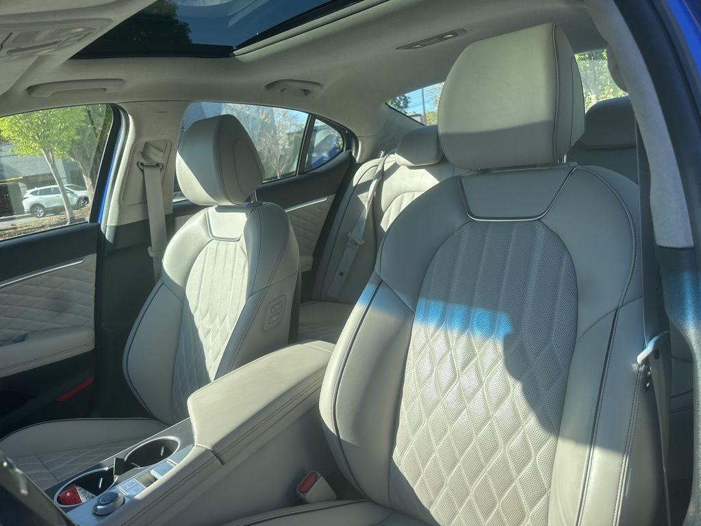 used 2019 Genesis G70 car