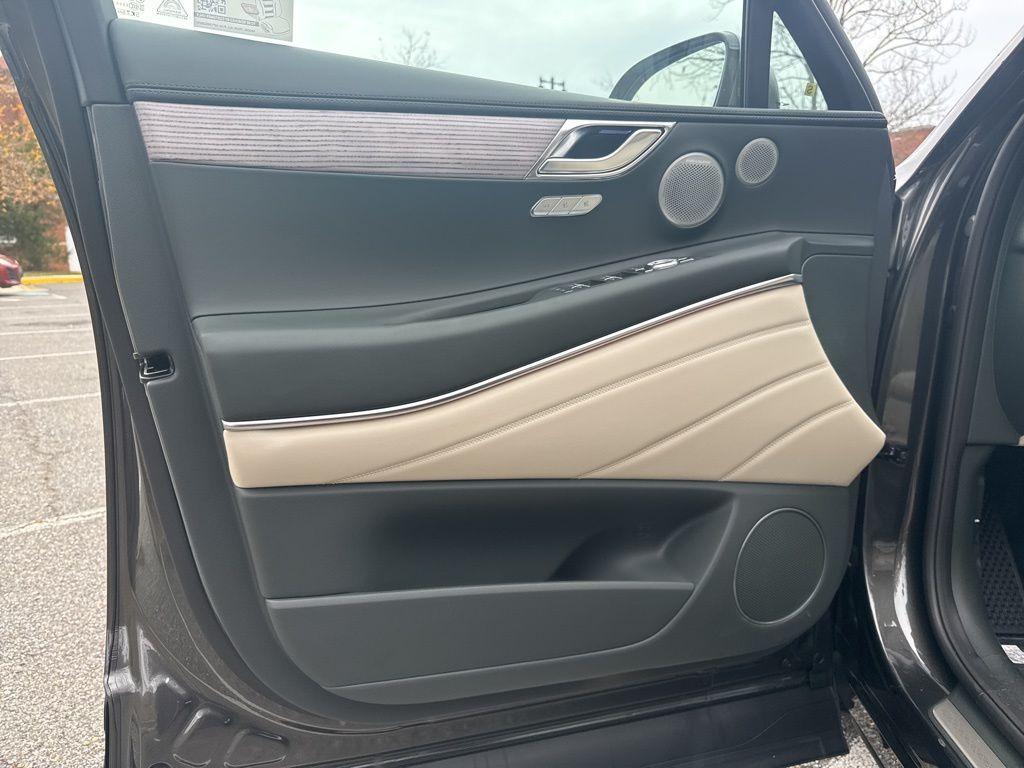 new 2026 Genesis GV80 car, priced at $76,905