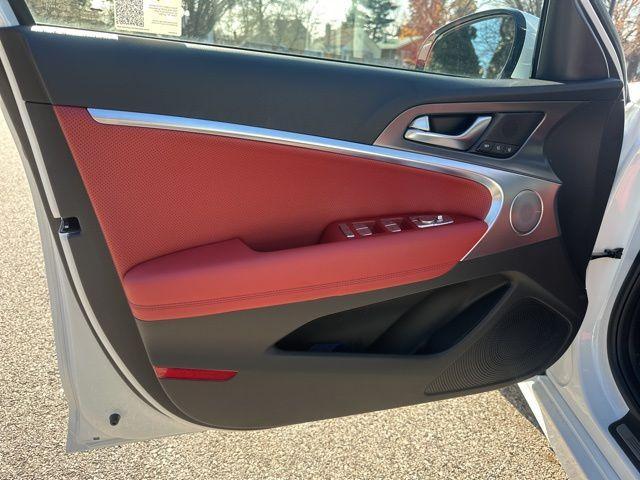 new 2025 Genesis G70 car, priced at $51,651