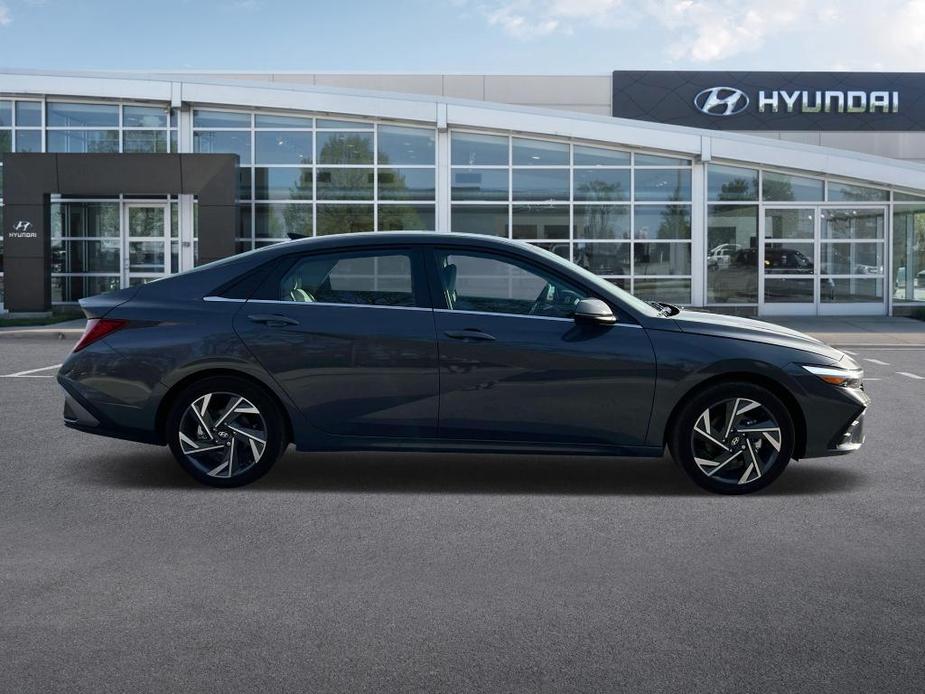 new 2025 Hyundai Elantra HEV car, priced at $29,917