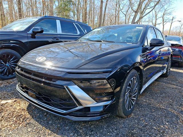 new 2025 Hyundai Sonata Hybrid car, priced at $31,580