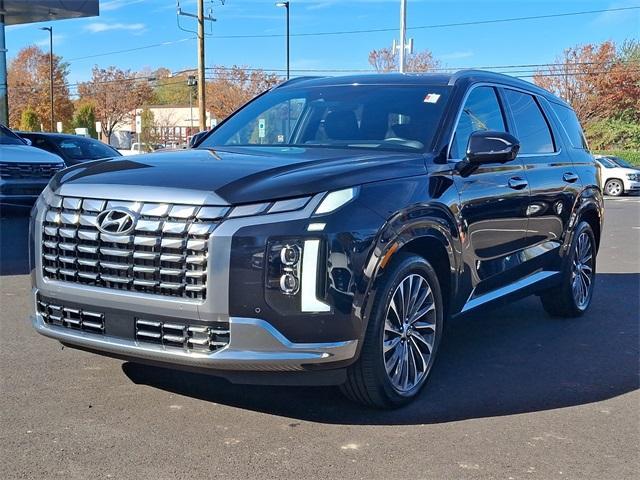 used 2023 Hyundai Palisade car, priced at $41,263