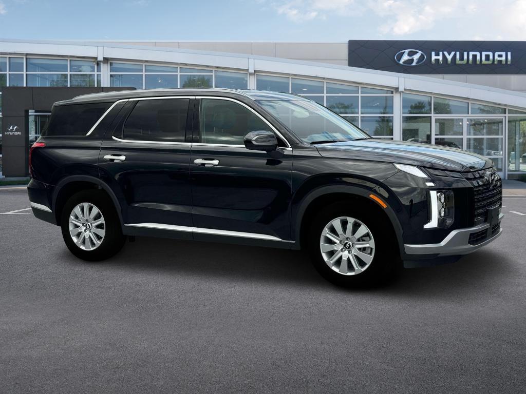 new 2025 Hyundai Palisade car, priced at $42,179