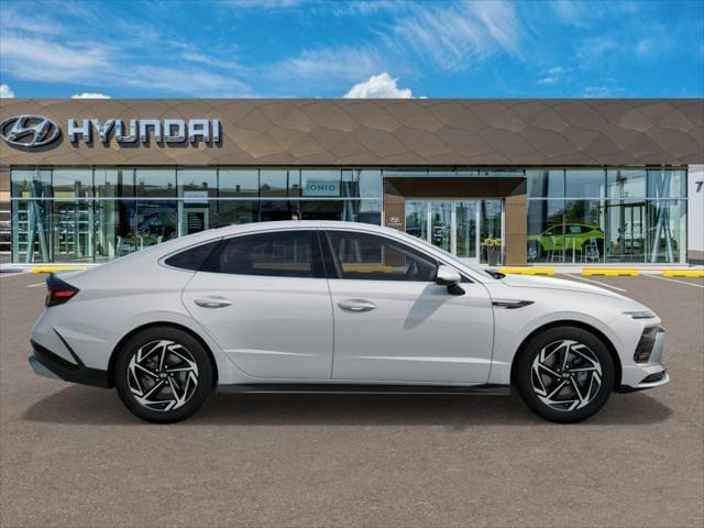 new 2025 Hyundai Sonata car, priced at $30,999