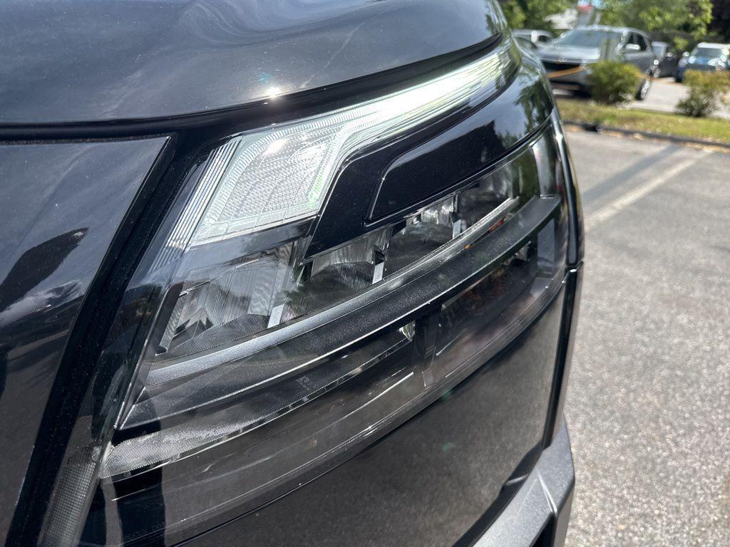 used 2024 Nissan Pathfinder car, priced at $39,891