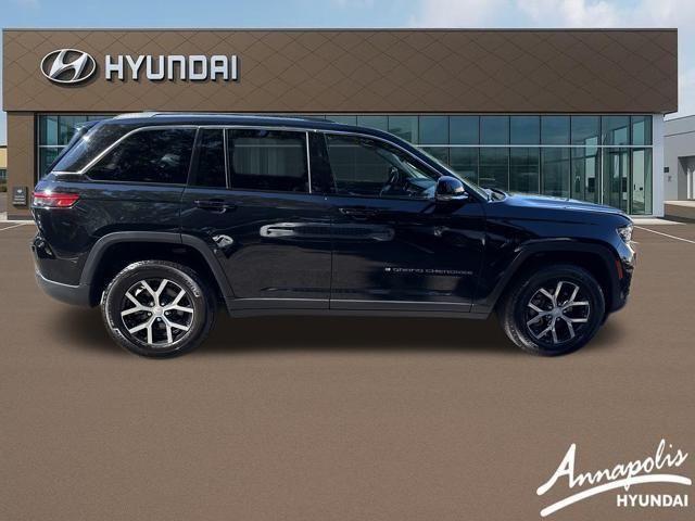 used 2023 Jeep Grand Cherokee car, priced at $31,799