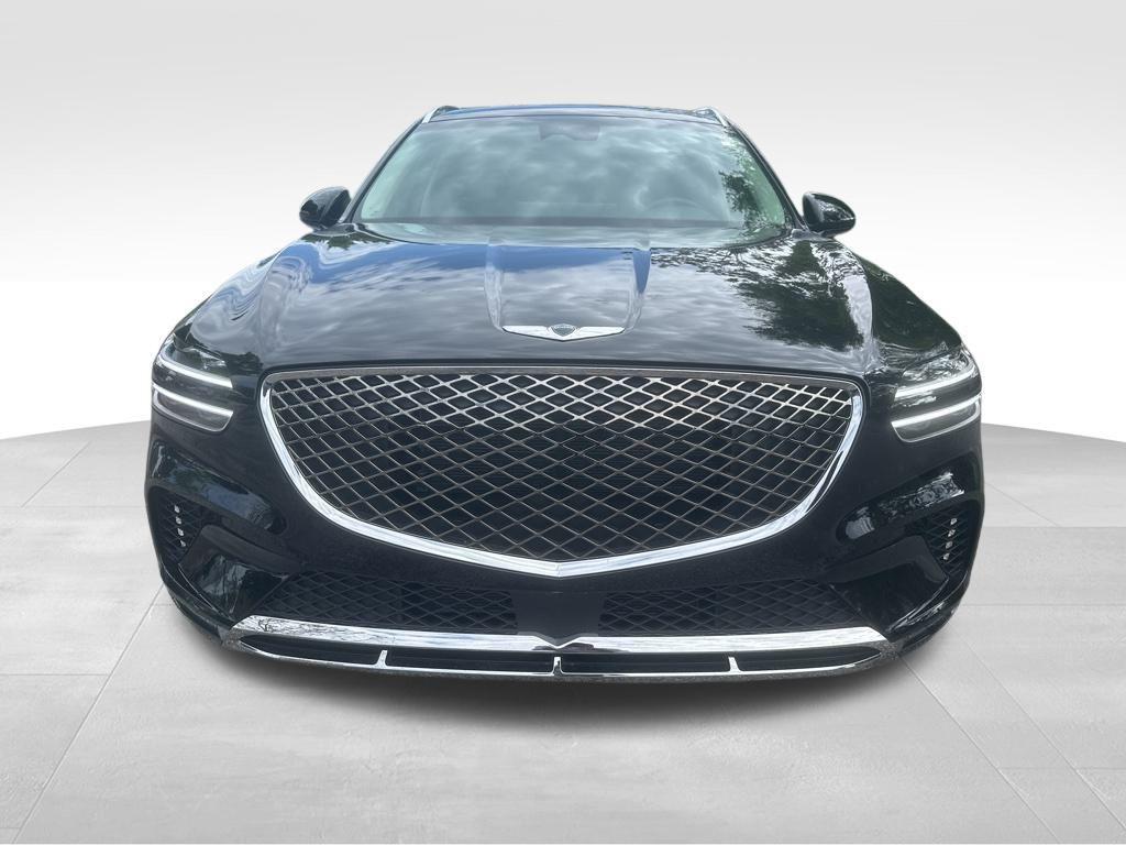 new 2025 Genesis GV70 car, priced at $47,917