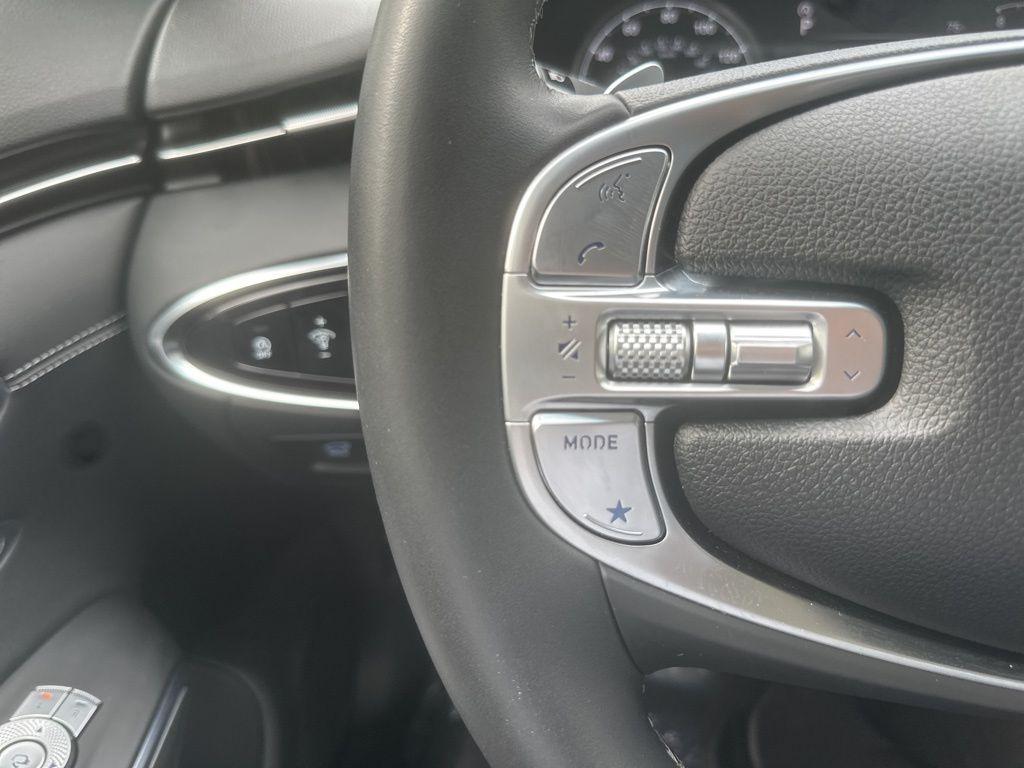 new 2025 Genesis GV70 car, priced at $47,917