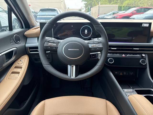 new 2025 Hyundai Sonata Hybrid car, priced at $36,936