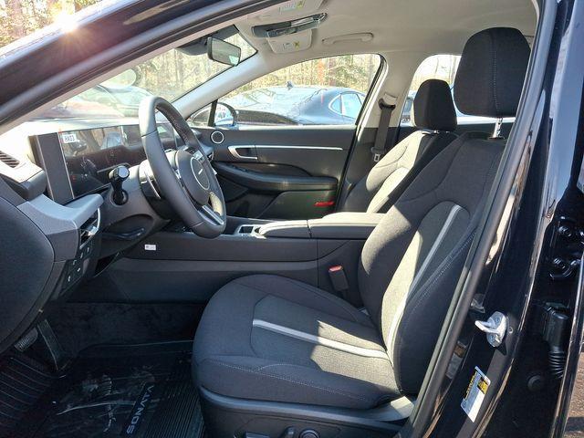 new 2025 Hyundai Sonata Hybrid car, priced at $31,338