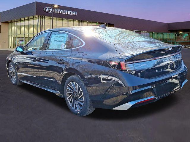 new 2025 Hyundai Sonata Hybrid car, priced at $31,338