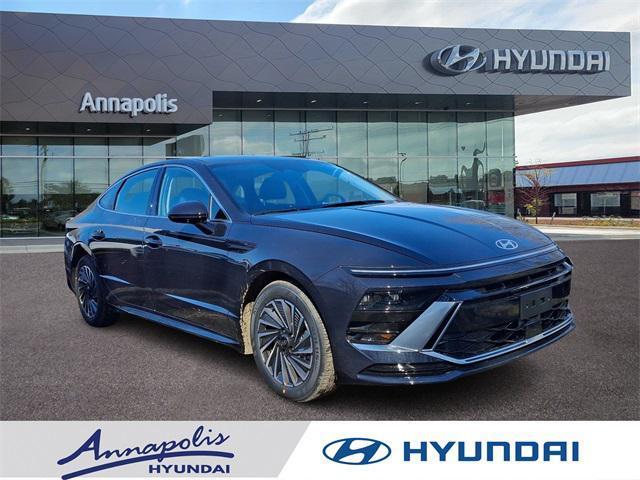 new 2025 Hyundai Sonata Hybrid car, priced at $30,548