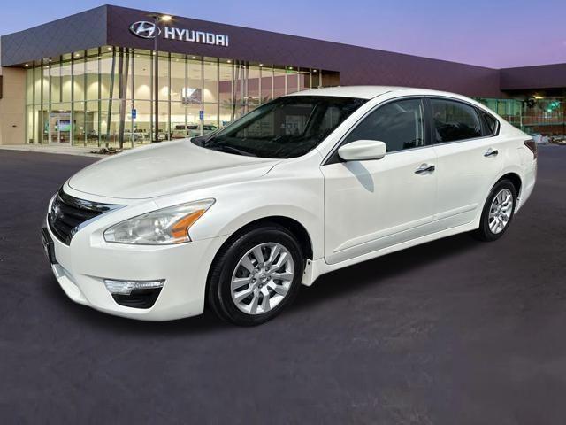 used 2014 Nissan Altima car, priced at $12,999