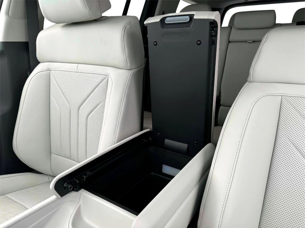 new 2025 Hyundai Santa Fe car, priced at $37,795