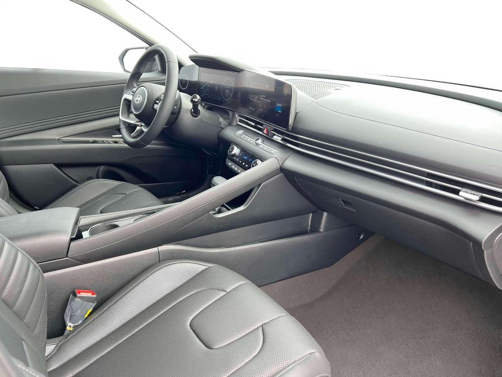 new 2025 Hyundai ELANTRA HEV car, priced at $30,012
