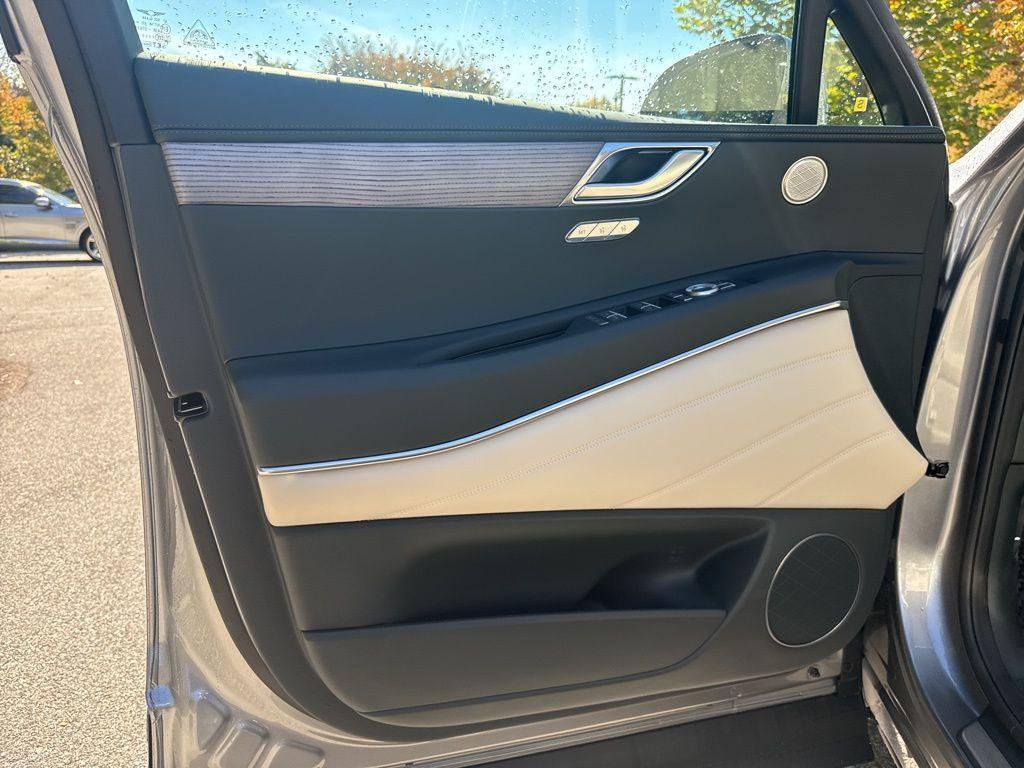 new 2026 Genesis GV80 car, priced at $64,715