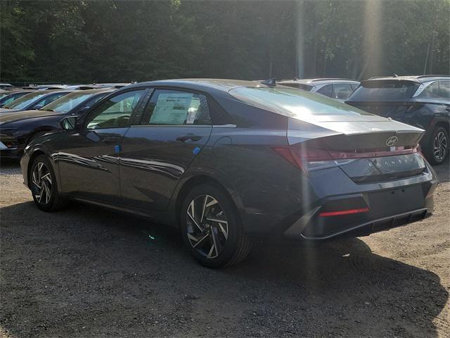 new 2025 Hyundai Elantra car, priced at $24,626