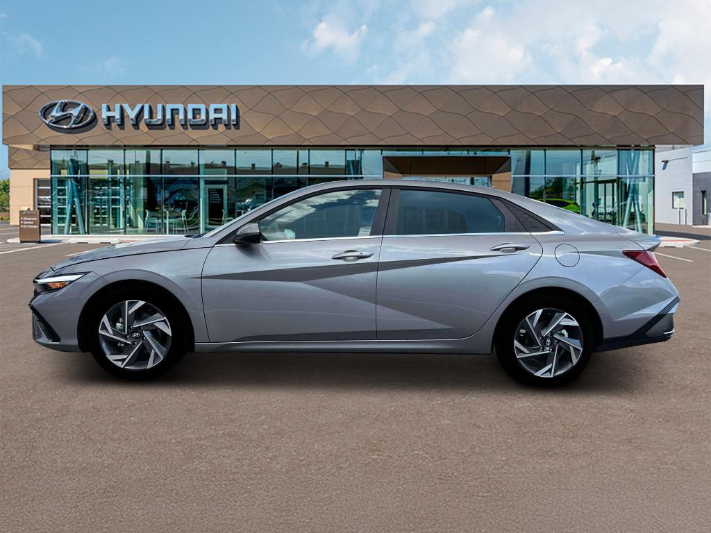 new 2025 Hyundai Elantra car, priced at $25,674
