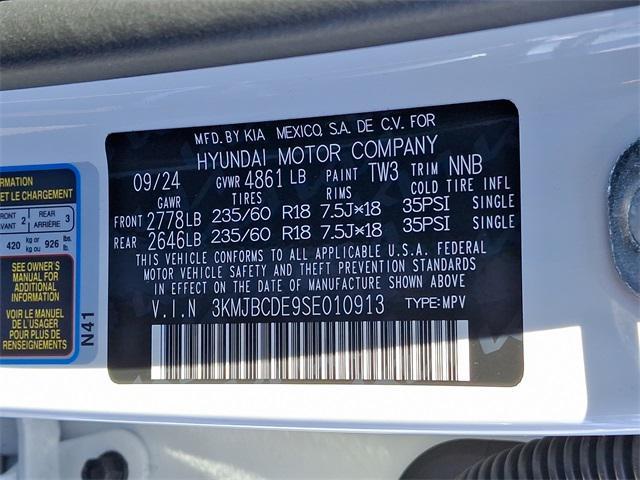 new 2025 Hyundai Tucson car, priced at $32,196
