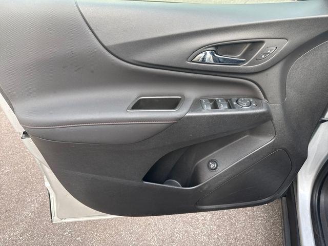 used 2022 Chevrolet Equinox car, priced at $22,098