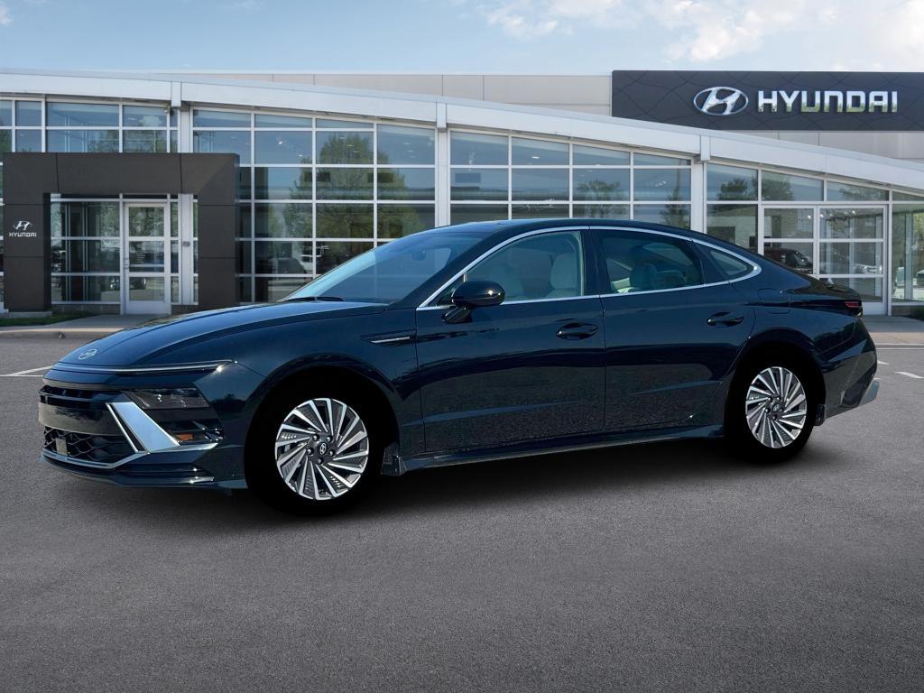 new 2025 Hyundai Sonata Hybrid car, priced at $31,845