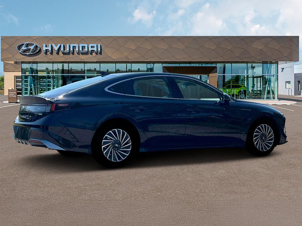 new 2025 Hyundai Sonata Hybrid car, priced at $31,595