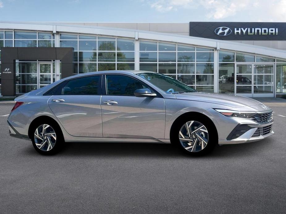 new 2025 Hyundai Elantra car, priced at $23,578