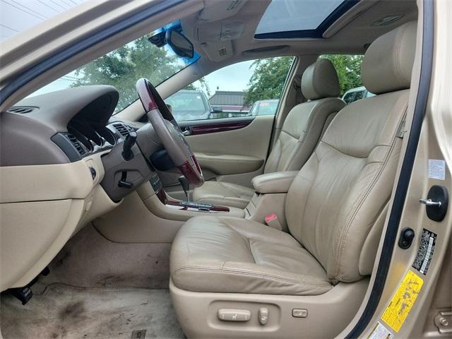 used 2004 Lexus ES 330 car, priced at $7,699