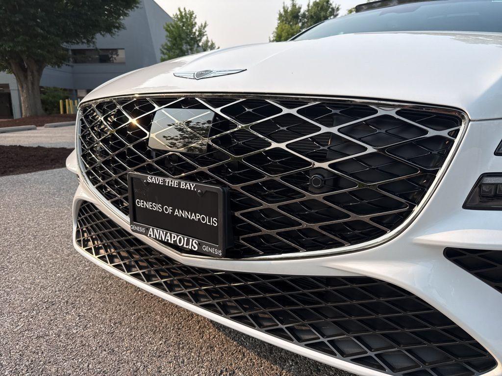 new 2025 Genesis G80 car, priced at $71,285