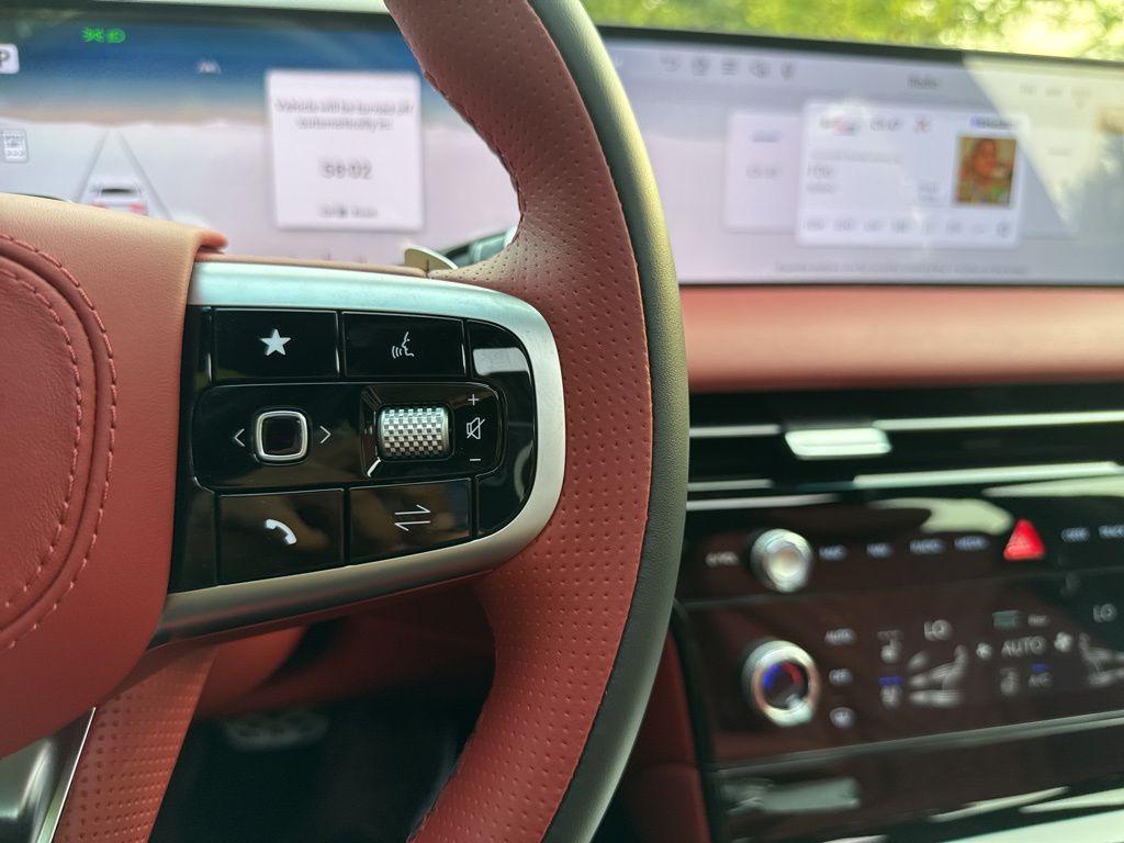 new 2025 Genesis G80 car, priced at $71,285