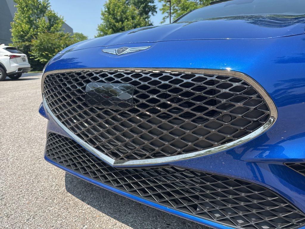new 2025 Genesis G70 car, priced at $52,185