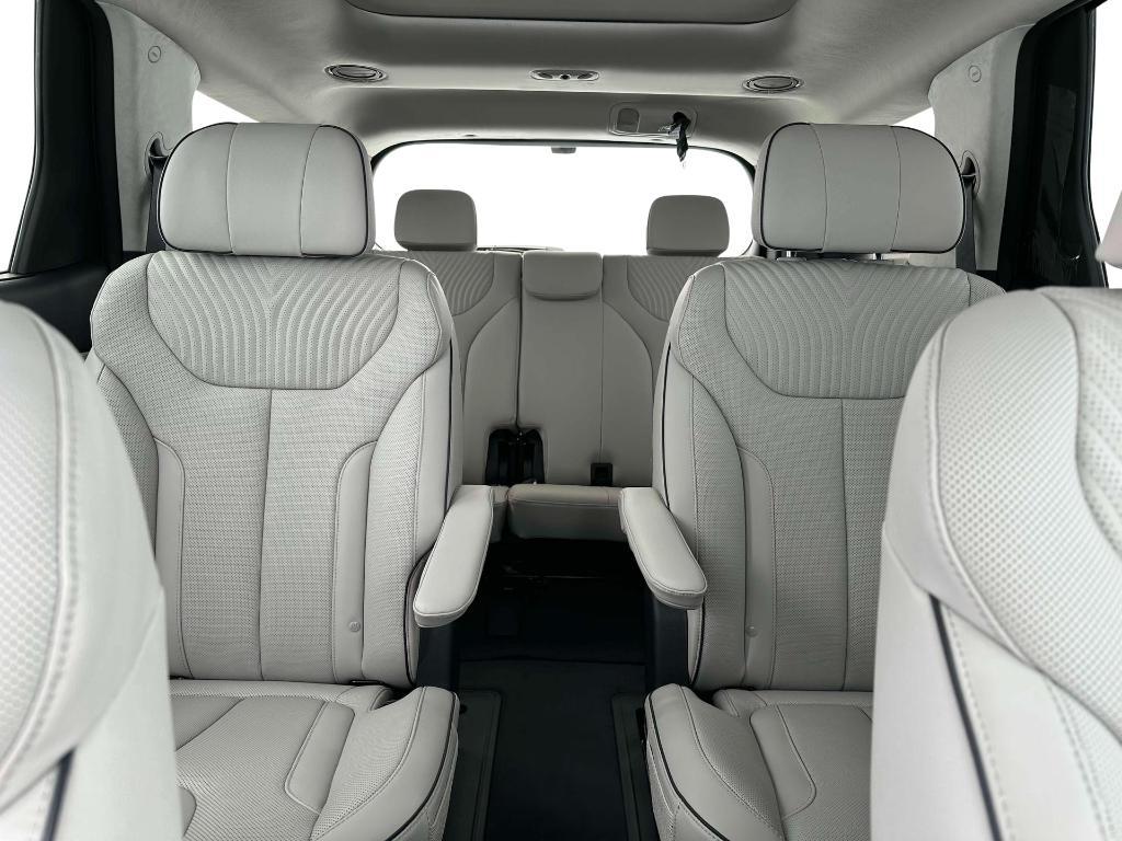 new 2025 Hyundai Palisade car, priced at $52,599