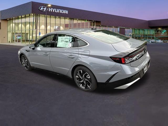 new 2025 Hyundai Sonata car, priced at $27,653