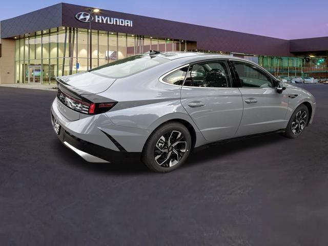 new 2025 Hyundai Sonata car, priced at $27,653