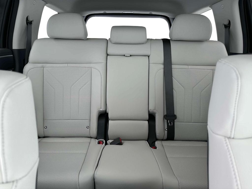 new 2025 Hyundai Santa Fe car, priced at $36,250