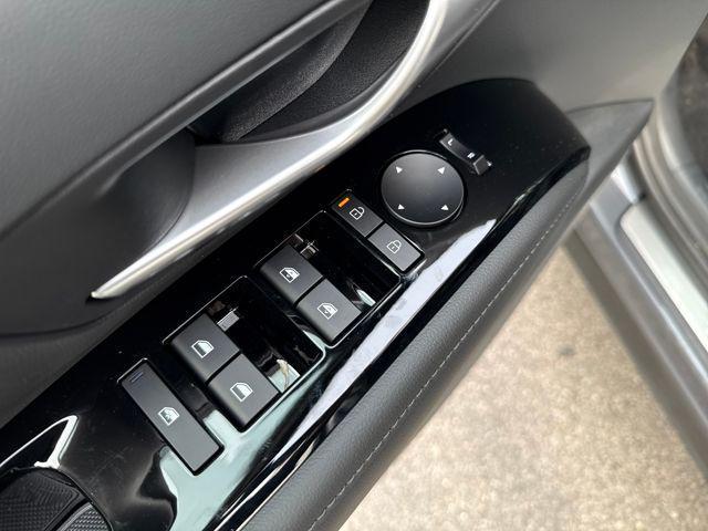 new 2026 Hyundai TUCSON Hybrid car, priced at $42,929