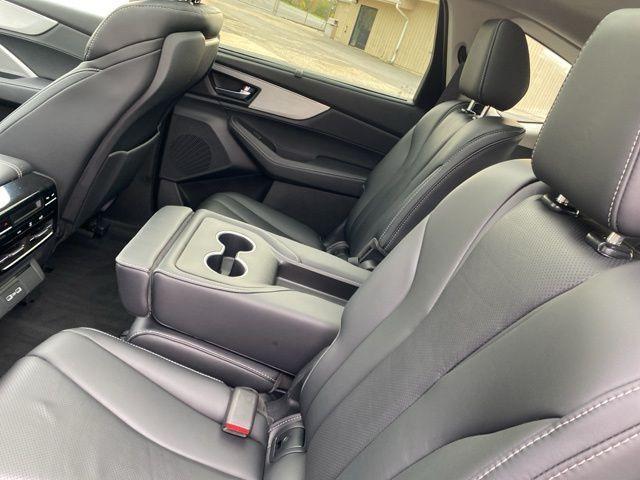 used 2024 Acura MDX car, priced at $43,799