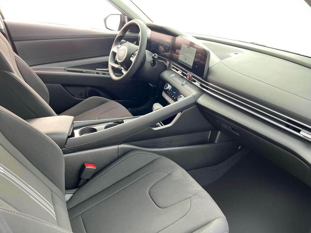 new 2025 Hyundai ELANTRA HEV car, priced at $26,109