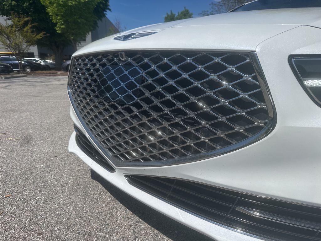 used 2022 Genesis G90 car, priced at $47,788