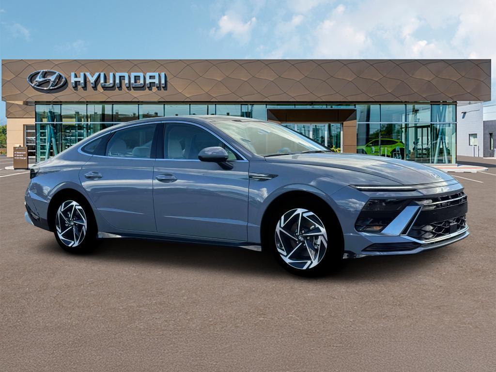 new 2025 Hyundai Sonata car, priced at $30,677