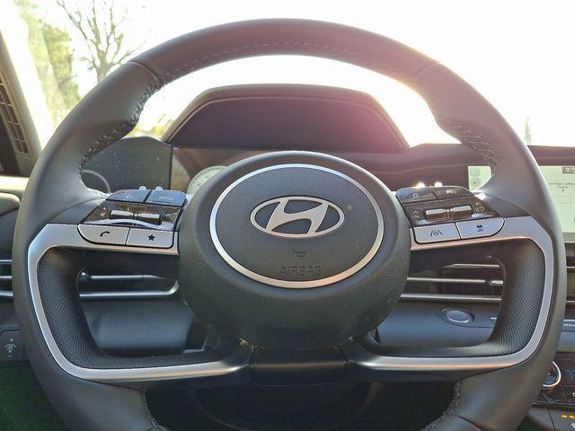 new 2025 Hyundai Elantra car, priced at $24,543