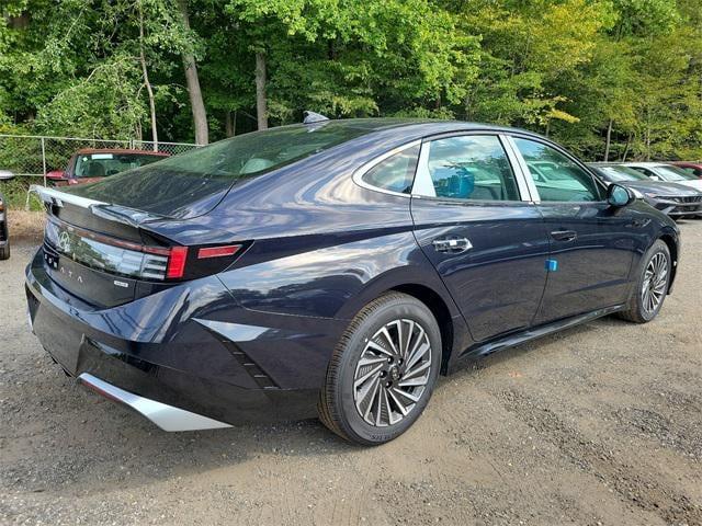 new 2024 Hyundai Sonata Hybrid car, priced at $29,296