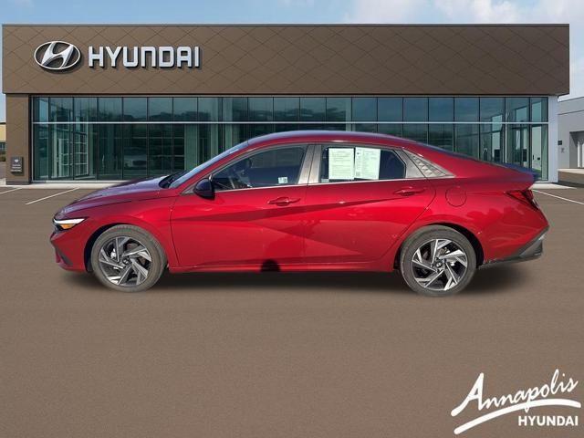 used 2025 Hyundai Elantra car, priced at $21,521