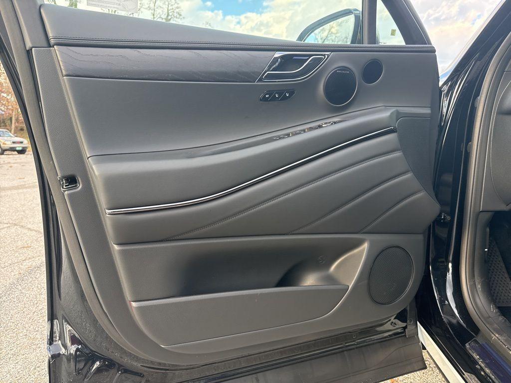 new 2026 Genesis GV80 car, priced at $84,085