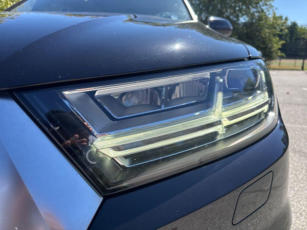 used 2018 Audi Q7 car, priced at $18,468