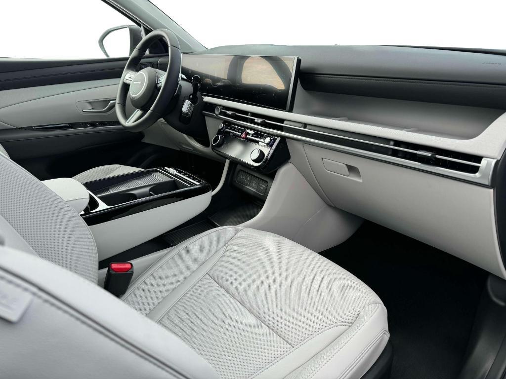 new 2025 Hyundai Tucson car, priced at $39,547