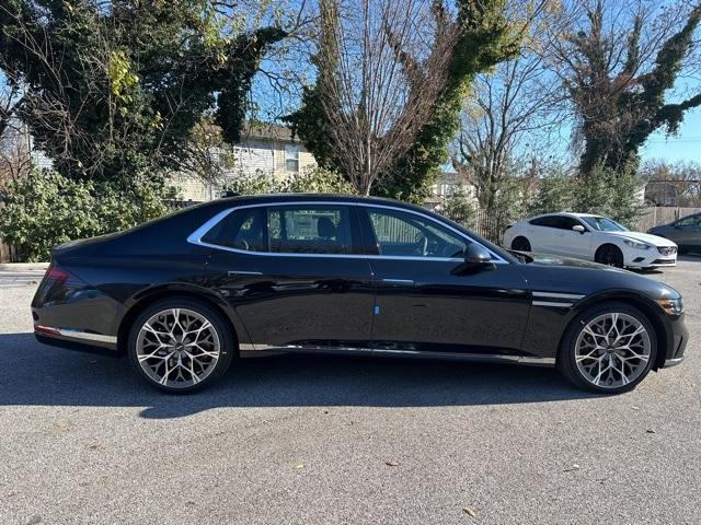 new 2025 Genesis G90 car, priced at $98,124