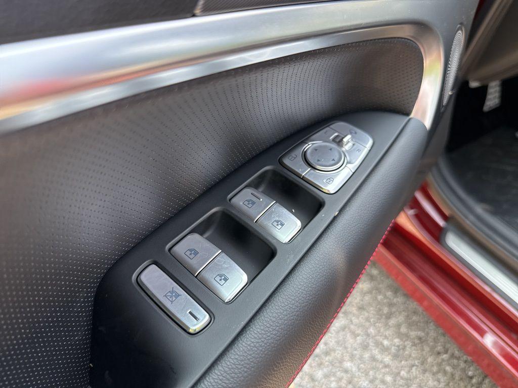 new 2025 Genesis G70 car, priced at $51,975