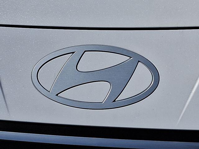 new 2025 Hyundai Elantra car, priced at $22,025